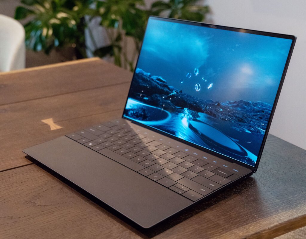 Design of Dell XPs 13