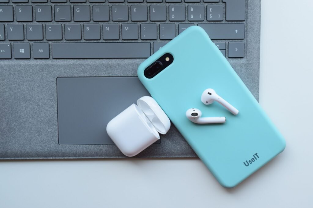 How to Connect Airpod to Laptop Review