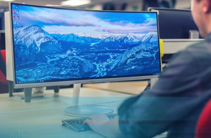 Best Curved Monitor in 2022: For Working and Gaming